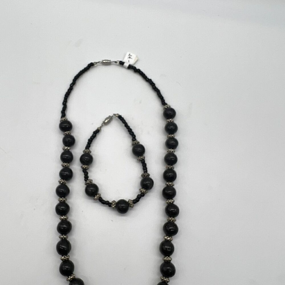 Handmade Polymer Clay Necklace and Bracelet Set - Picture 4 of 8